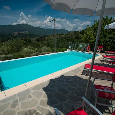 Luxury In Tuscany - Casa Di Nonnas Villa Pescia